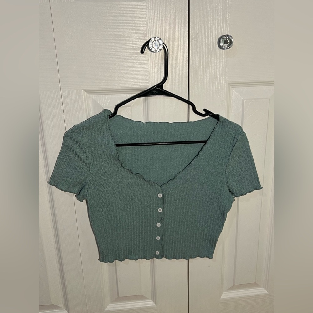 Simple pastel green crop top